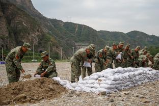 平生涯得分纪录！德章泰-穆雷25中17砍下41分7板6助